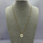 ALTIN KAPLAMA BEYAZ MADALYON KOLYE AKKLYE22