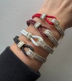 BEYAZ DERİ ÖRGÜ TAŞLI KELEPÇE - Görsel 3