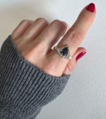 MAVİ TAŞLI ÜÇGEN YÜZÜK