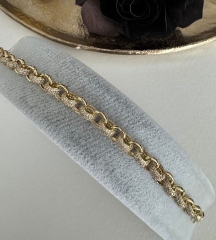 PARLAK İÇİÇE GEÇMELİ BİLEKLİK AKBLKLK2025