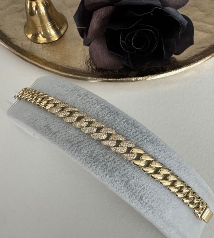 TAŞLI GURMET BİLEKLİK AKBLKLK2046